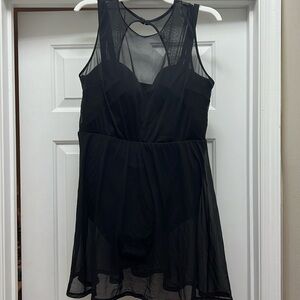 Swim dress with underwire
